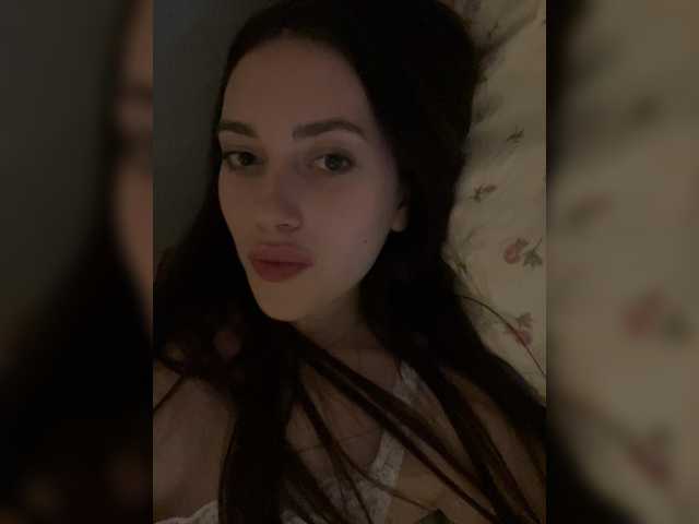 Alicedoll7 live cam on BongaCams