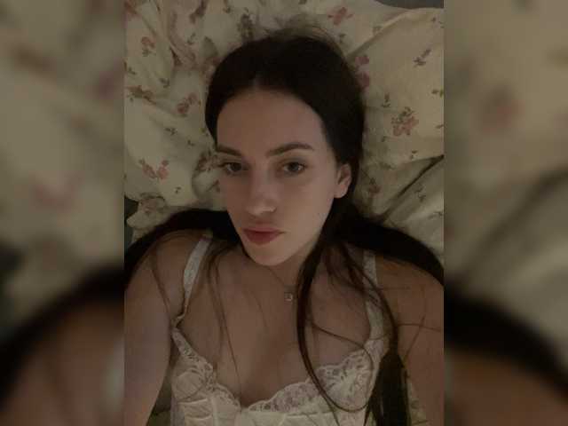 Alicedoll7 live cam on BongaCams