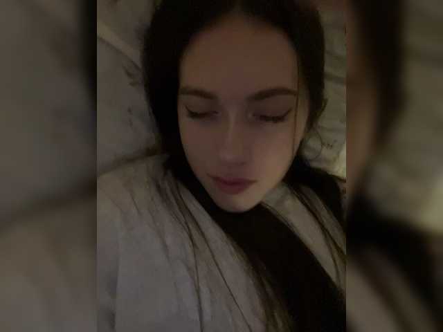 Alicedoll7 live cam on BongaCams
