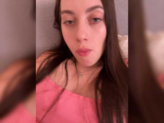Alicedoll7 live cam on BongaCams