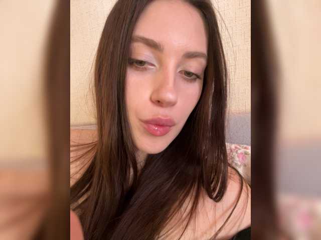 Alicedoll7 live cam on BongaCams
