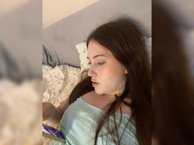 Alicedoll7 live cam on BongaCams