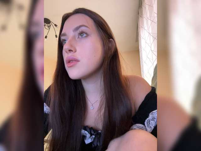 Alicedoll7 live cam on BongaCams
