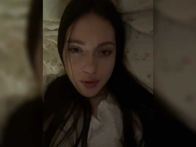 Alicedoll7 live cam on BongaCams