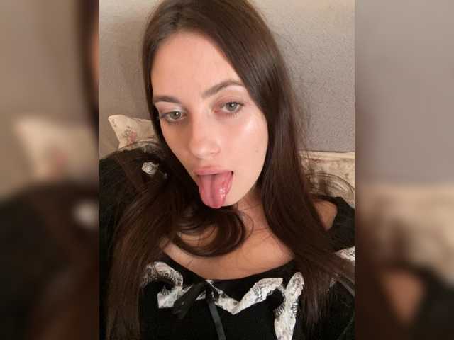 Alicedoll7 live cam on BongaCams
