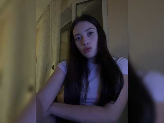 Alicedoll7 live cam on BongaCams