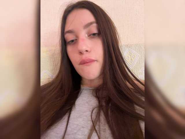 Alicedoll7 live cam on BongaCams
