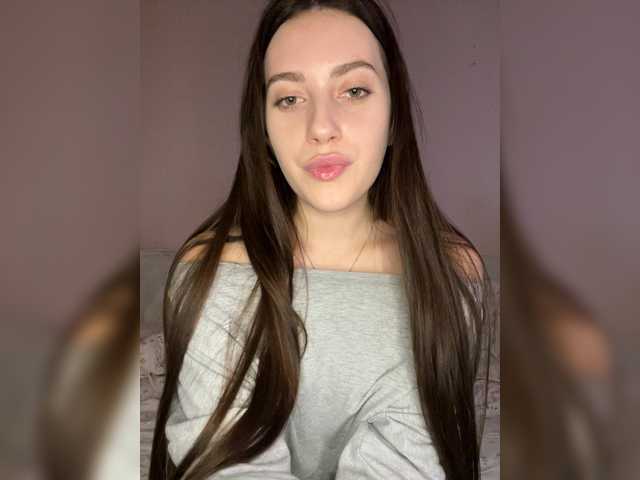 Alicedoll7 live cam on BongaCams