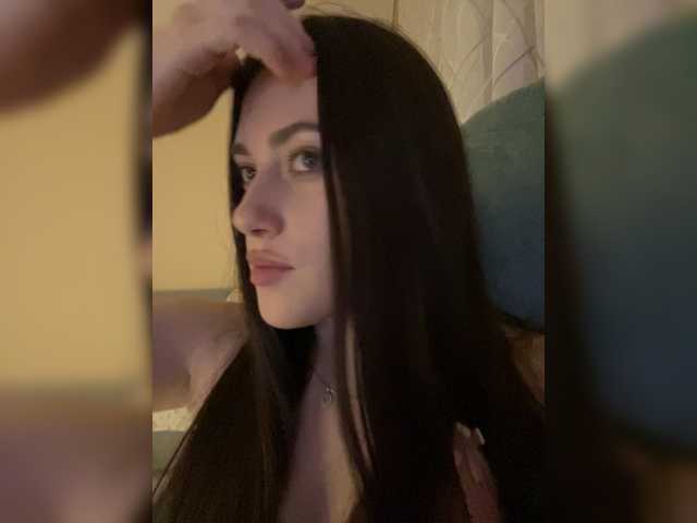 Alicedoll7 live cam on BongaCams