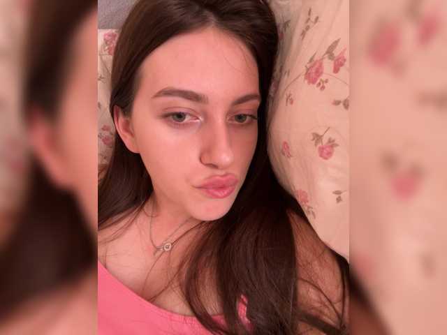 Alicedoll7 live cam on BongaCams