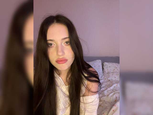 Alicedoll7 live cam on BongaCams