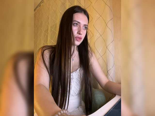 Alicedoll7 live cam on BongaCams