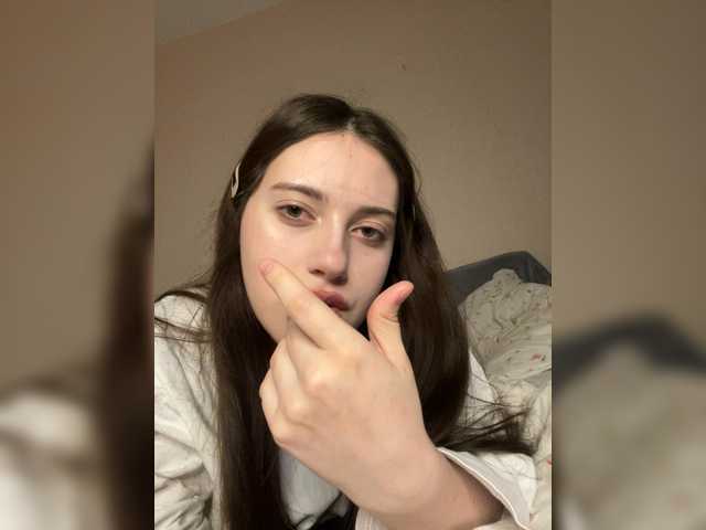 Alicedoll7 live cam on BongaCams