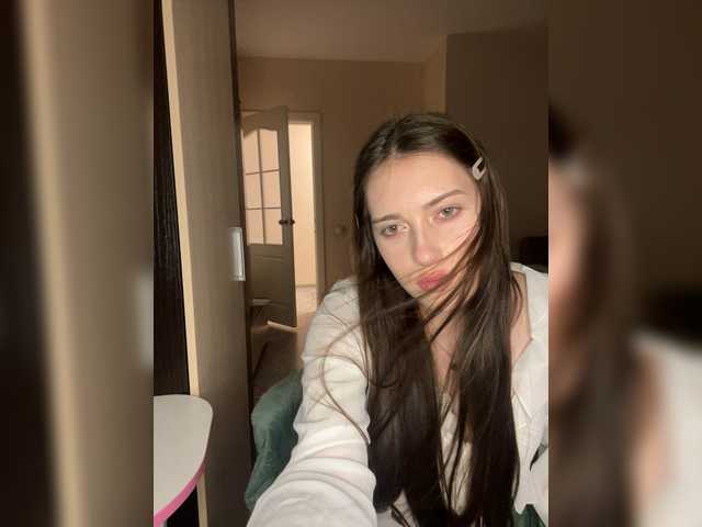 Alicedoll7 live cam on BongaCams