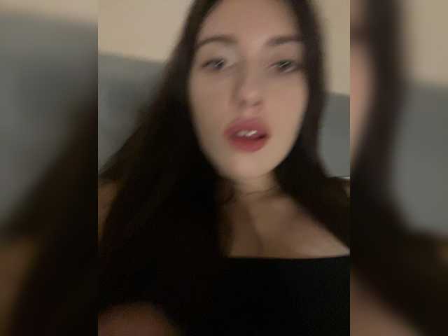 Alicedoll7 live cam on BongaCams