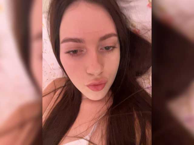 Alicedoll7 live cam on BongaCams