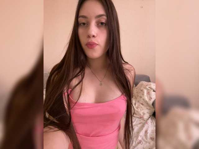 Alicedoll7 live cam on BongaCams