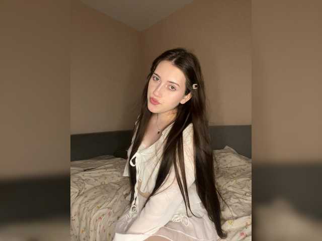 Alicedoll7 live cam on BongaCams