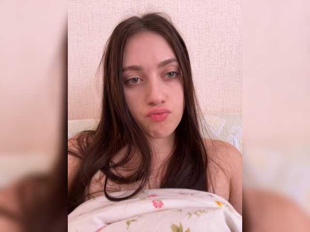 Alicedoll7 live cam on BongaCams