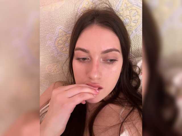 Alicedoll7 live cam on BongaCams