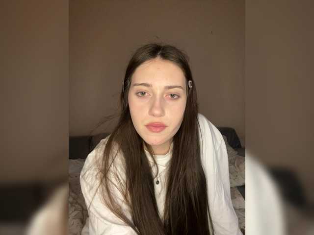 Alicedoll7 live cam on BongaCams