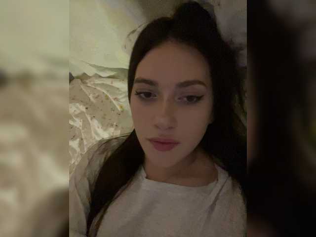 Alicedoll7 live cam on BongaCams