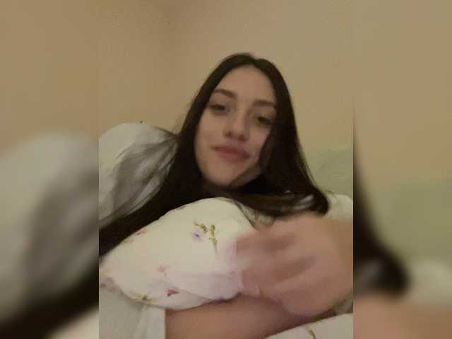 Alicedoll7 live cam on BongaCams