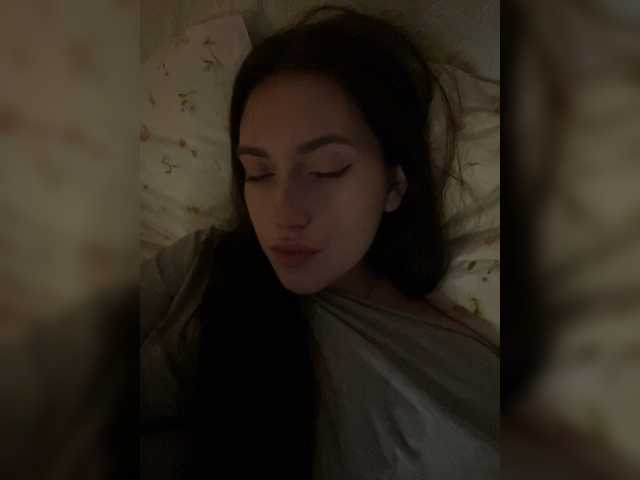 Alicedoll7 live cam on BongaCams