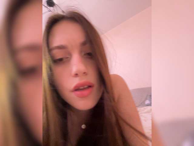 Alicedoll7 live cam on BongaCams