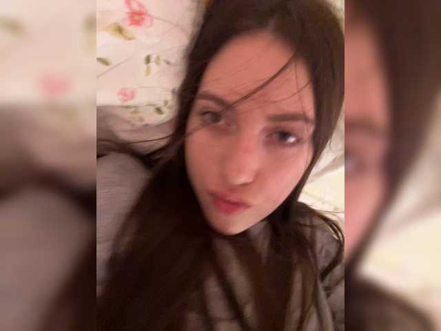 Alicedoll7 live cam on BongaCams