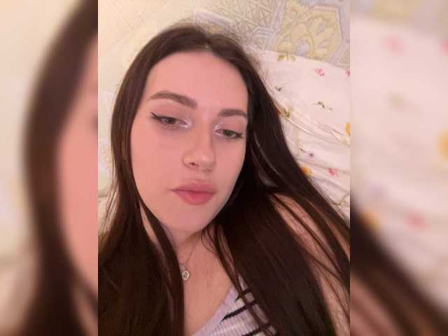 Alicedoll7 live cam on BongaCams