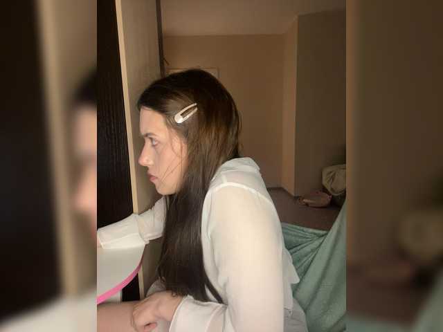 Alicedoll7 live cam on BongaCams
