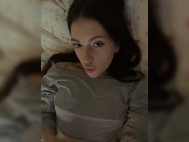 Alicedoll7 live cam on BongaCams