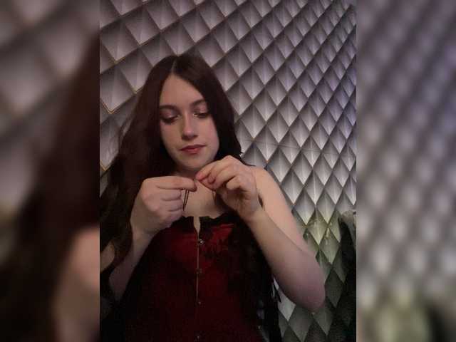 Alicedoll7's BongaCams show and profile