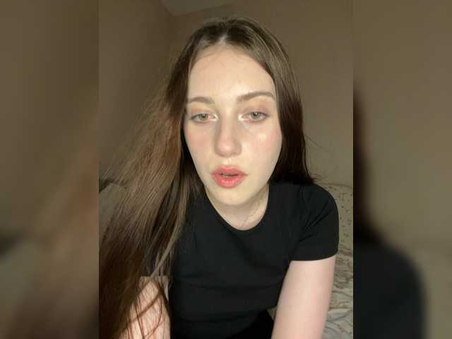 Alicedoll7 live cam on BongaCams