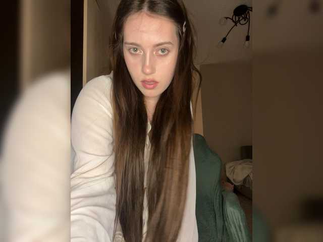 Alicedoll7 live cam on BongaCams