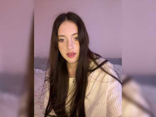 Alicedoll7 live cam on BongaCams