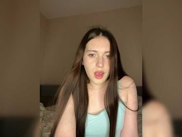 Alicedoll7 live cam on BongaCams