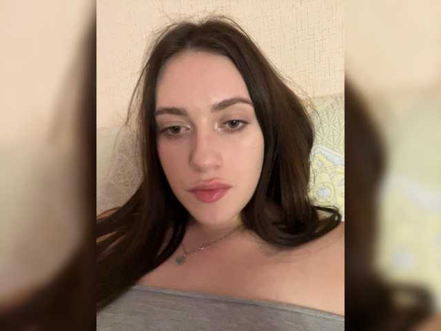 Alicedoll7 live cam on BongaCams