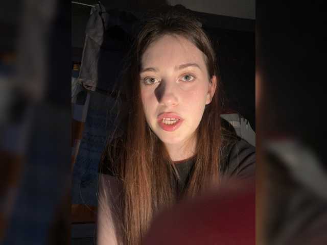 Alicedoll7 live cam on BongaCams