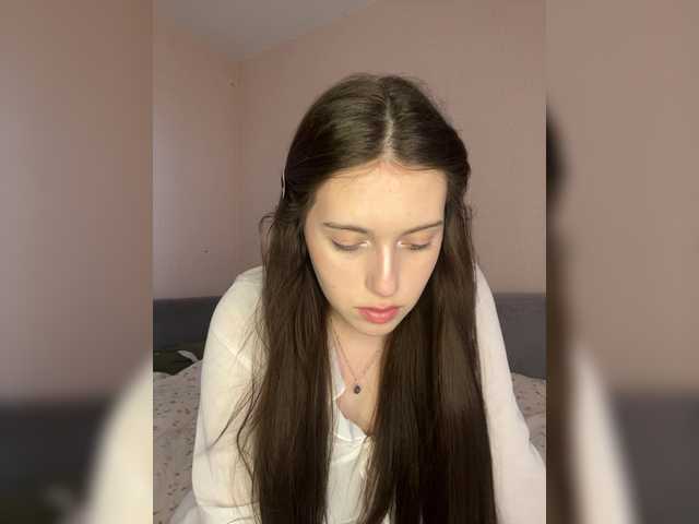 Alicedoll7 live cam on BongaCams
