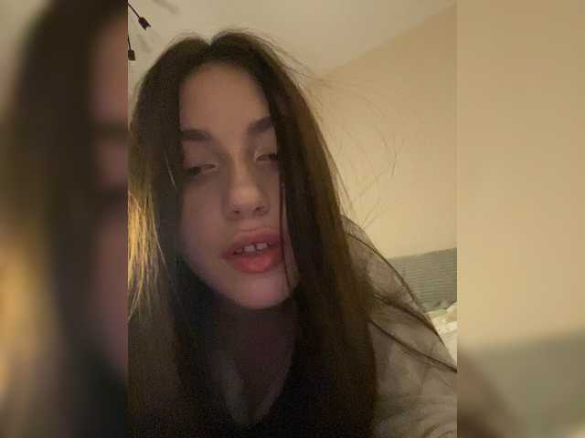 Alicedoll7 live cam on BongaCams