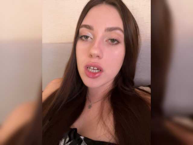 Alicedoll7 live cam on BongaCams