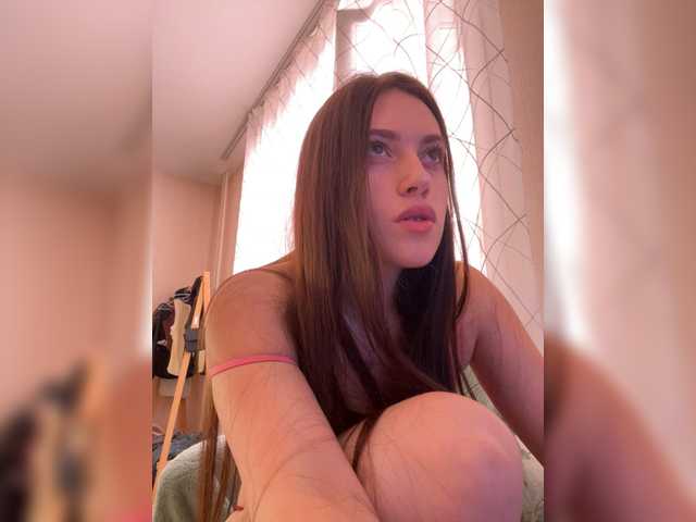 Alicedoll7 live cam on BongaCams