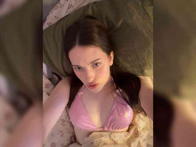 Alicedoll7 webcam
