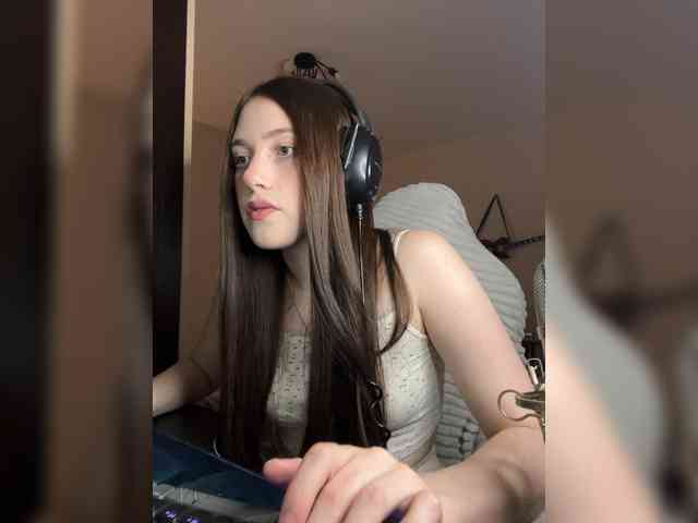 Alicedoll7 webcam