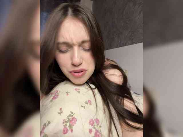 Alicedoll7 webcam