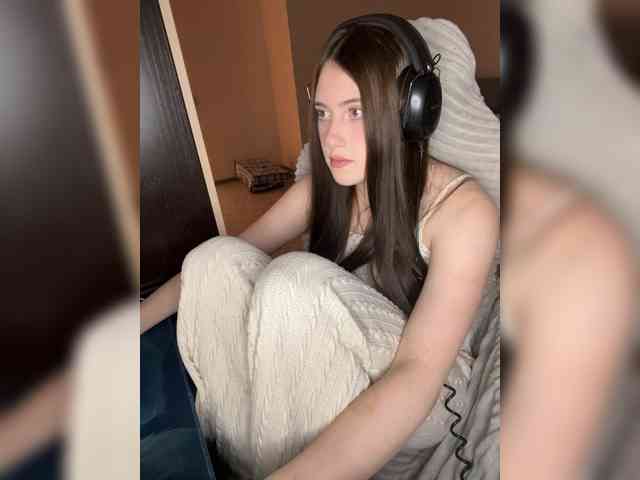 Alicedoll7 webcam