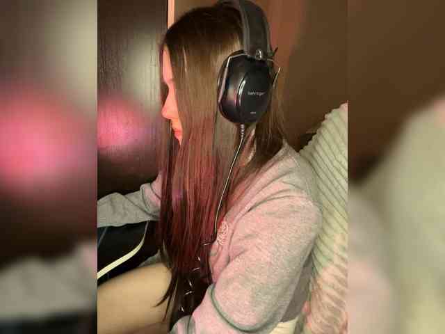 Alicedoll7 webcam