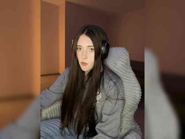 Alicedoll7 webcam